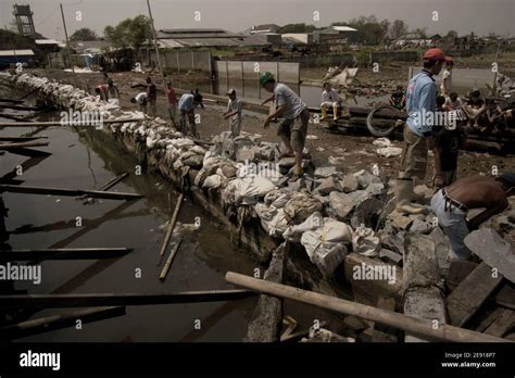  Flood Control in Indonesian Coastal Areas: A Symphony of Science and Humanity