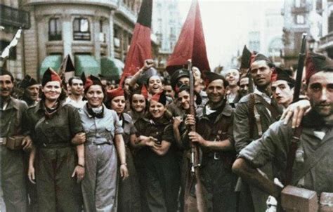  The Anarchist's Wife: A Story of Love and Revolution Against the Backdrop of 1930s Spain